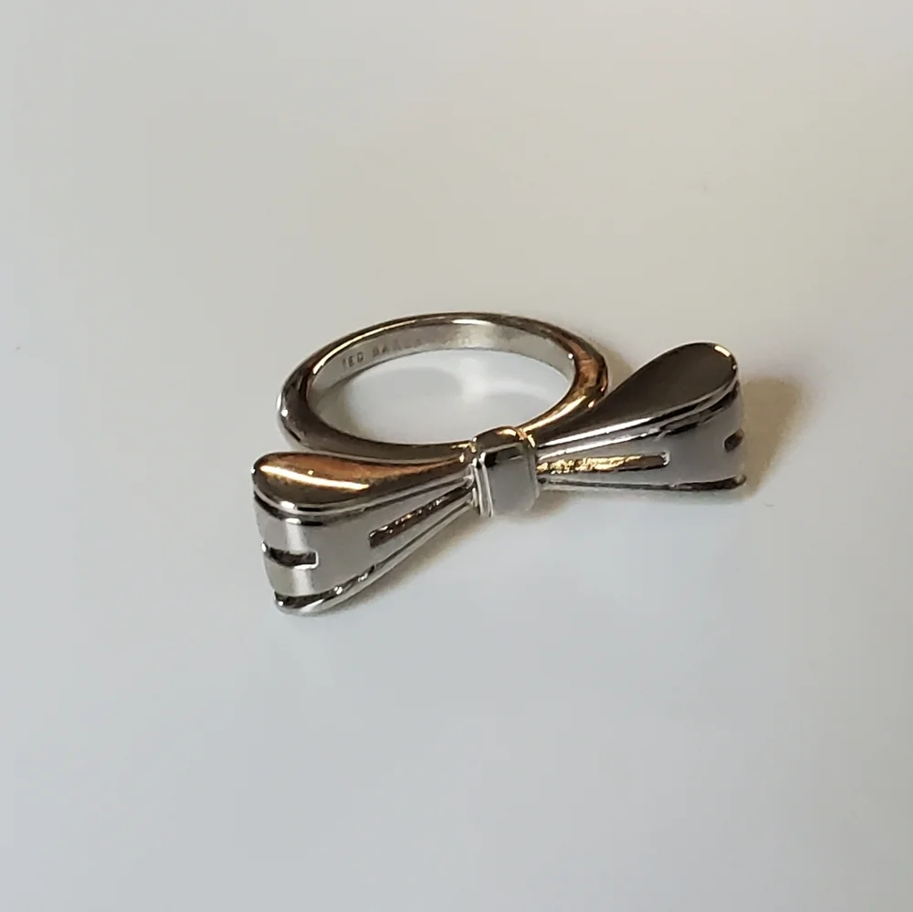 Ted Baker SILVER Bow Ring